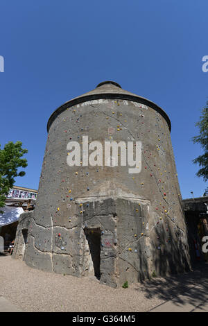 Kletterturm, roh-Gelaende, Revaler Straße, Friedrichshain, Berlin, Deutschland Stockfoto