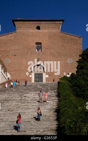 Aracoeli-Treppe und die Kirche Santa Maria in Aracoeli, 1348, Rom, Latium, Italien, Europa Stockfoto