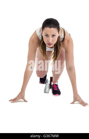 Porträt der Athlet Frau bereit, die Position laufen Stockfoto