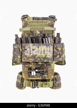 Kugelsichere Weste, kugelsichere multifunktionale Schutzweste, Camouflage Stockfoto