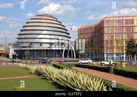 Der Kuppel die neugebaute Kigali Convention Center, Eröffnung Juli 2016. Kigali, Ruanda Stockfoto