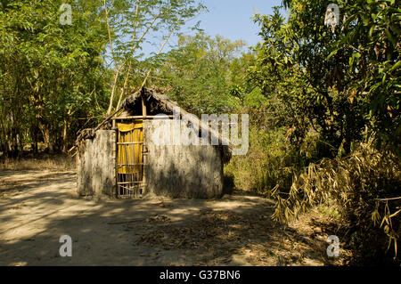 Häuser in einem typischen Akha Dorf in der Nähe von Kengtung auch bekannt als Myanmar Kyaingtong Stockfoto