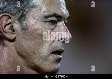 Fußball-Trainer Michel Dussuyer in Stade Bouaké, Elfenbeinküste, Westafrika. Stockfoto