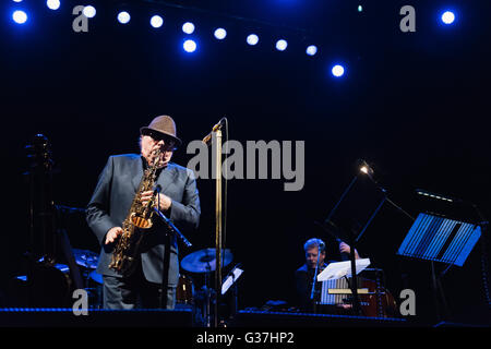 Van Morrison erklingt in das Wales Millennium Centre in Cardiff während der konstituierenden Festival of Voice Stockfoto