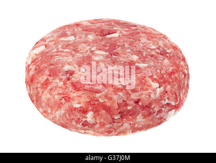 Rohe Schnitzel für Hamburger isoliert auf weißem Hintergrund Stockfoto