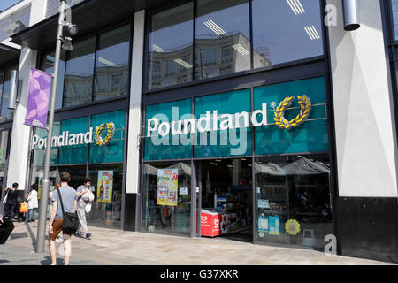 Poundland store Shop, das Moor im Stadtzentrum von Sheffield England Großbritannien Stockfoto