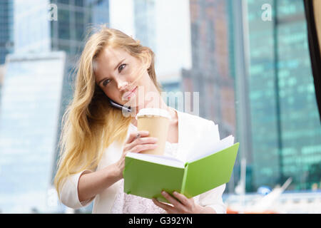 Geschäftsfrau Notizen Stockfoto