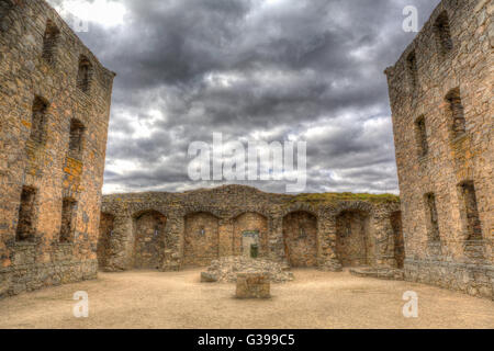 Ruthven Barracks Badenoch Scotland UK alten historischen Burgbefestigung in HDR Stockfoto