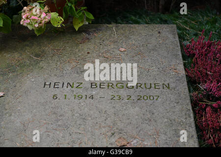 Greifen, Heinz Berggruen, Waldfriedhof Dahlem, Huettenweg, Berlin, Deutschland / Hüttenweg Stockfoto