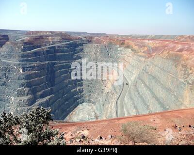 Tagebau-Goldmine in Kalgoorlie, Westaustralien Stockfoto