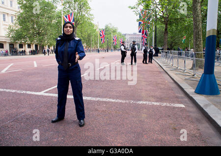 Metropolitan Police, Polizist, Offizier, freiwillige Polizei Kadetten (VPC) Stockfoto