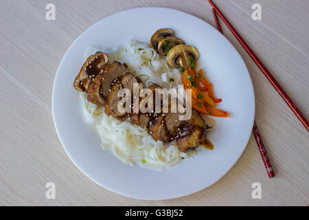 Ente Nudeln. Ente Nudeln Asien Stockfoto