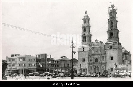 Blick auf den Dom (Nuestra Senora De La Asuncion) in der Stadt Aguascalientes, Mexiko.      Datum: ca. 1940 Stockfoto