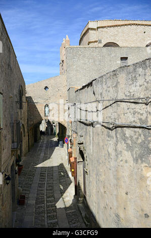 Über die Guarnotta Street, Erice, Sizilien, Italien Stockfoto