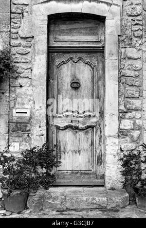 Haustür in Avignon, Provence, Vaucluse, Südfrankreich, Frankreich, Europa Stockfoto