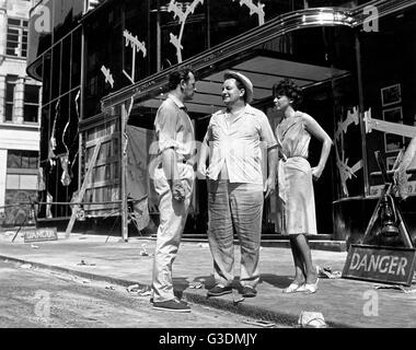 Der Tag die Erde Feuer gefangen, auch bekannt als: Der Tag Dem Die Erde Feuer Fing, Großbritannien 1961, Regie: Val Guest, Monia: (v. l.) Edward Judd, Leo McKern, Janet Munro Stockfoto