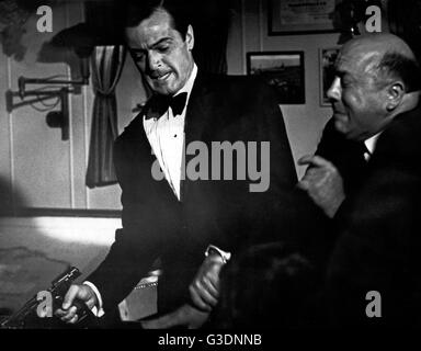 Ich beschäftige mich In Gefahr, USA 1966, Regie: Walter Grauman, Monia: Robert Goulet ("Links") Stockfoto