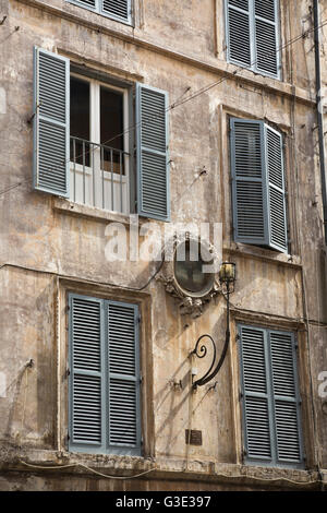 Italien, Rom, Trastevere, Via heutigen Detolomei / Via della Lungaretta, Hausfassade Mit Medaillon Stockfoto