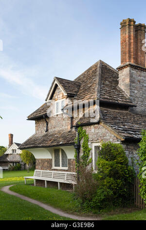 Blaise Hamlet, Bristol, entworfen von Architekt John Nash 1811 in malerischen englischen Umgangssprache Cottage-Stil. Stockfoto