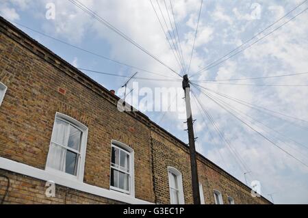 Telegraphenmast, shoreditch im Osten Londons Ende Stockfoto