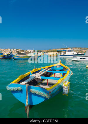 bunten maltesischen Ruderboot Stockfoto