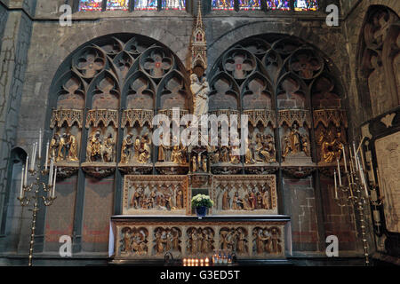 Die Bethlehem-Tor (Bildschirm) innen die Collégiale Notre-Dame et Saint-Domitien (Notre-Dame und St. Domitian) in Huy, Belgien. Stockfoto