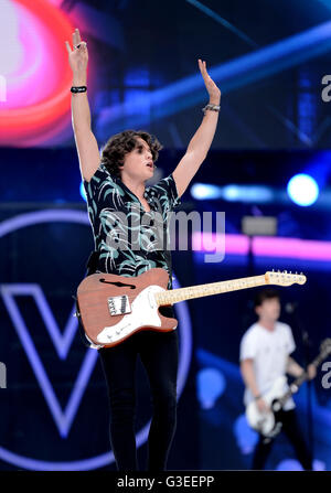 Bradley Simpson von der Vamps bei Capital FM Sommer Ball mit Vodafone statt im Wembley Stadion in London. Stockfoto