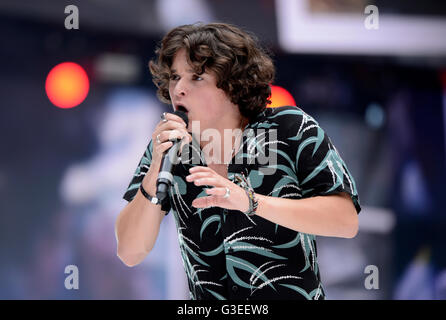 Bradley Simpson von der Vamps bei Capital FM Sommer Ball mit Vodafone statt im Wembley Stadion in London. PRESSEVERBAND Foto. PA-Geschichte-SHOWBIZ-Hauptstadt zu sehen. Bild Datum: Samstag, 11. Juni 2016. Bildnachweis sollte lauten: Ryan Phillips/PA Wire Stockfoto