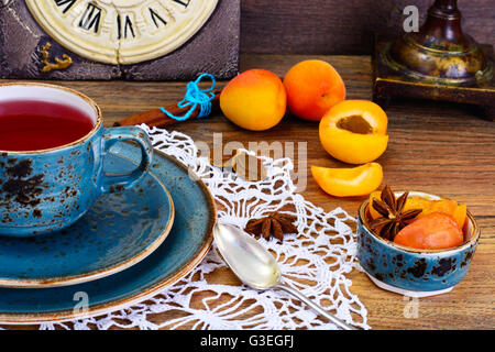 Hibiskus Tee C Marmelade aus Aprikosen Stockfoto