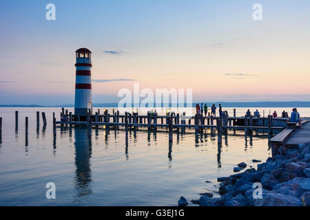 Neusiedler See, Sonnenuntergang, Hafen, Leuchtturm, Österreich, Burgenland, Nationalpark Neusiedler See-Seewinkel, Podersdorf am See Stockfoto