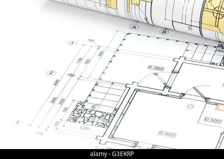 architektonische Zeichnungen, Blaupause Roll und Haus planen Stockfoto