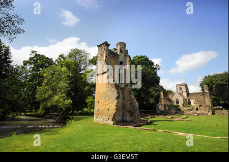 Die Ruinen der Minster Lovell Hall in Oxfordshire, Vereinigtes Königreich Stockfoto