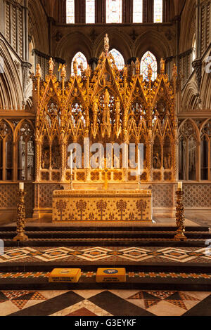 Der Hochaltar und Retabel, Ely Cathedral Interieur, Ely, Cambridgeshire East Anglia UK Stockfoto