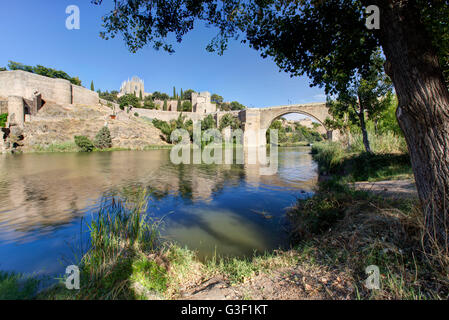 Puente de San Martín, Saint-Martin zu überbrücken, Tajo, Fluss, Provinz Toledo, Castilla-La Mancha, Spanien, Europa Stockfoto