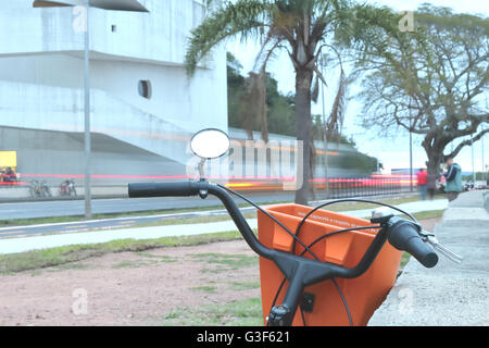 "BikePOA", der offizielle Fahrrad-sharing-System von Porto Alegre, Brasilien Stockfoto