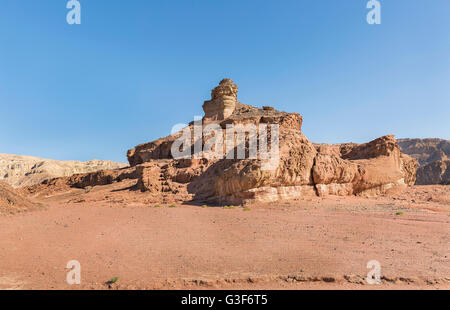 Montieren Sie eine Schraube in Timna Israel Stockfoto