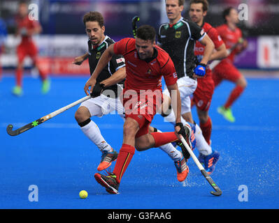 Belgiens Simon Gougnard tagsüber zwei von der FIH Herren Champions Trophy in der Queen Elizabeth Olympic Park, London. Stockfoto