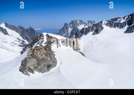 Pointe Helbronner Berg - 3462 m, Montblanc-massiv in den Alpen (Mont Blanc), Courmayeur, Aostatal, Italien Stockfoto