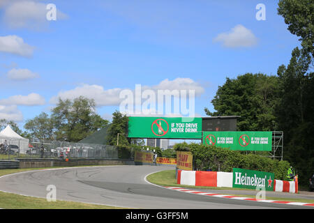 Montreal, Kanada. 10. Juni 2016. F1 Grand Prix von Kanada, freie Praxis. Neue Heineken streckenseitigen Sponsoring © Action Plus Sport/Alamy Live News Stockfoto