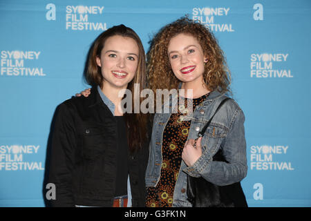 Sydney, Australien. 11. Juni 2016. Im Rahmen des Sydney Filmfestivals kamen Promis auf dem roten Teppich für die Weltpremiere von Teenage Kicks Veranstaltung Kinos, George Street. Bildnachweis: Richard Milnes/Alamy Live-Nachrichten Stockfoto