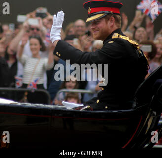 London, UK. 11. Juni 2016.  Prinz Harry in der Mall-Credit: Chris Carnell/Alamy Live-Nachrichten Stockfoto