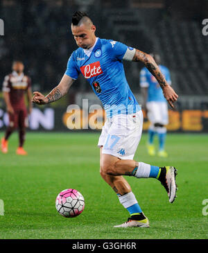 Turin, Italien. 8. Mai 2016. Marek Hamsik in Aktion während der Fußball-Serie A-match zwischen Torino FC und SSC Napoli SSC Napoli gewinnt 2: 1 gegen den FC Turin. © Nicolò Campo/Pacific Press/Alamy Live-Nachrichten Stockfoto