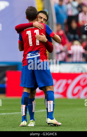 11 Jose Luis Morales von Levante UD (L) und 21 Giuseppe Rossi von Levante UD (R) während der La Liga-match zwischen Levante UD und Atletico de Madrid im Stadion Ciutat de Valencia (Foto von Jose Miguel Fernandez de Velasco / Pacific Press) Stockfoto