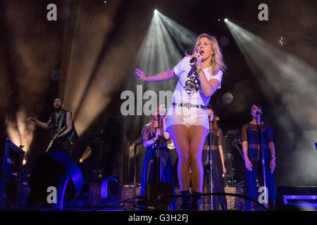 11. Juni 2016 - Manchester, Tennessee, USA - Musiker ELLIE GOULDING führt live im großen Bühne Park während Bonnaroo Music and Arts Festival in Manchester, Tennessee (Credit-Bild: © Daniel DeSlover über ZUMA Draht) Stockfoto