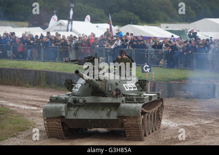 Bovington, Dorset, UK. 25. Juni 2016. Tankfest militärische zeigen. Typ 59, chinesische Kopie des russischen T54 Tank in Hauptarena Credit: Colin C. Hill/Alamy Live News Stockfoto