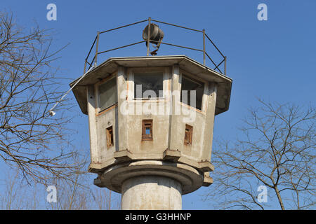 DDR-Wachturm, Erna-Berger-Straße, Potsdamer Platz, Tiergarten, Berlin, Deutschland Stockfoto