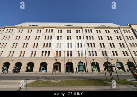 Bundesministerium Fuer Umwelt, Naturschutz, Bau Und Reaktorsicherheit, Stresemannstraße, Potsdamer Platz, Tiergarten, Berlin, Deutschland Stockfoto