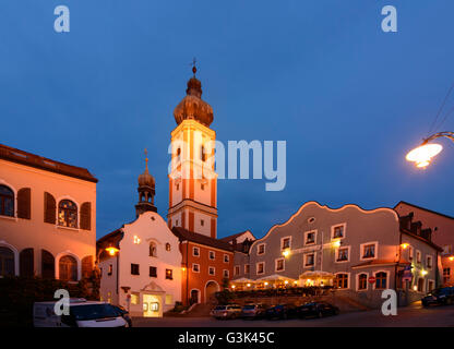 Markt Platz, altes Rathaus, Pfarrkirche St. Pancras, Deutschland, Bayern, Bayern, Oberpfalz, Oberpfalz, Roding Stockfoto