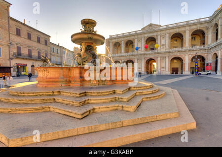 Italien, Marken, Loreto, Piazza della Madonna Stockfoto