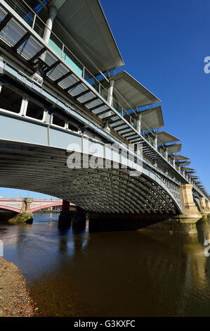 Blackfriars Railway Bridge, London, Vereinigtes Königreich Stockfoto